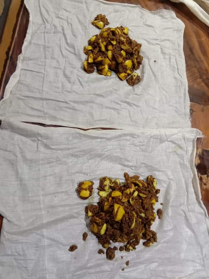 ayur_center's tweet photo. #NarangaKizhi #ayurcare #herbalkizhi #KeralaModel #keralablasters #KeralaTourism #keralamodelfailed #ayurveda #yoga #fitness #bodytobodymassage #bodymassage https://t.co/jlJPqj2Bmm
