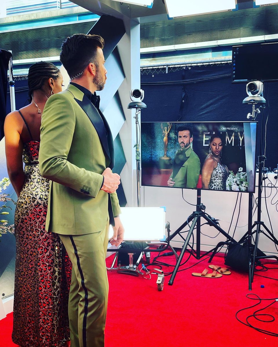 Great time #Emmys chattin with <a href="/JanineRube/">Janine Rubenstein</a> 😎🤩🎤