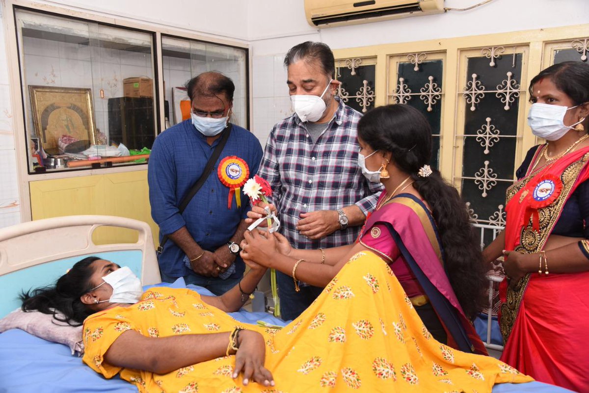 ikamalhaasan's tweet photo. Chennai pain &amp; palliative care உச்சவலி நீக்கு மையத்தின் புதிய கிளையை தொடங்கிவைத்தேன். பெருவலியால் துடிப்பவர்களுக்கு நிவாரணமளிக்கும் இவர்களது சேவை போற்றுதலுக்குரியது. https://t.co/9U0JV8AWJc