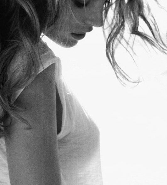 —

𝑹𝒆𝒃𝒖𝒊𝒍𝒅𝒊𝒏𝒈 𝒇𝒓𝒐𝒎 𝑹𝒖𝒊𝒏𝒔
𝑨 𝑱𝒐𝒖𝒓𝒏𝒆𝒚 𝒐𝒇 𝑺𝒆𝒍𝒇-𝑹𝒆𝒏𝒆𝒘𝒂𝒍

twitlonger.com/show/n_1srqtcv