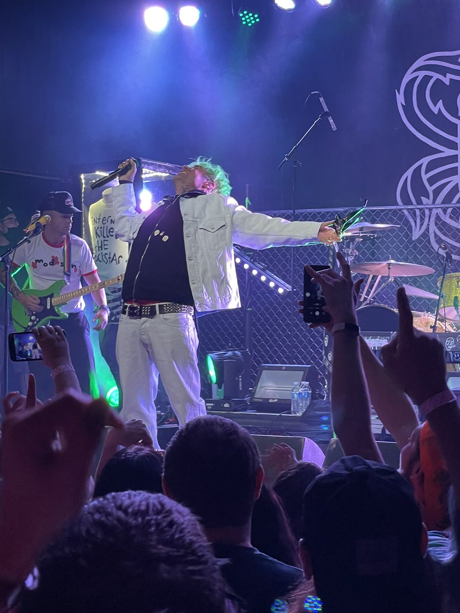 Nicole_Renee817's tweet photo. Saw @MODSUN for the first time about 10 years ago! We’ve both grown a lot, but he still puts on a hell of a show! #InternetKilledTheRockstar #HappyAsFuck #FriendNotFan https://t.co/LW4kC9dpRv