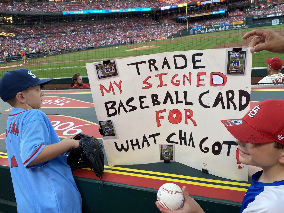AngieShannon's tweet photo. What a great guy! @MunditoSosa saw this child’s sign and gave him one of his bats. Lars Nootbar gave him an autographed baseball! THIS is Cardinal’s Nation! The players are so good to their fans!! https://t.co/SQt8FZ2Lru