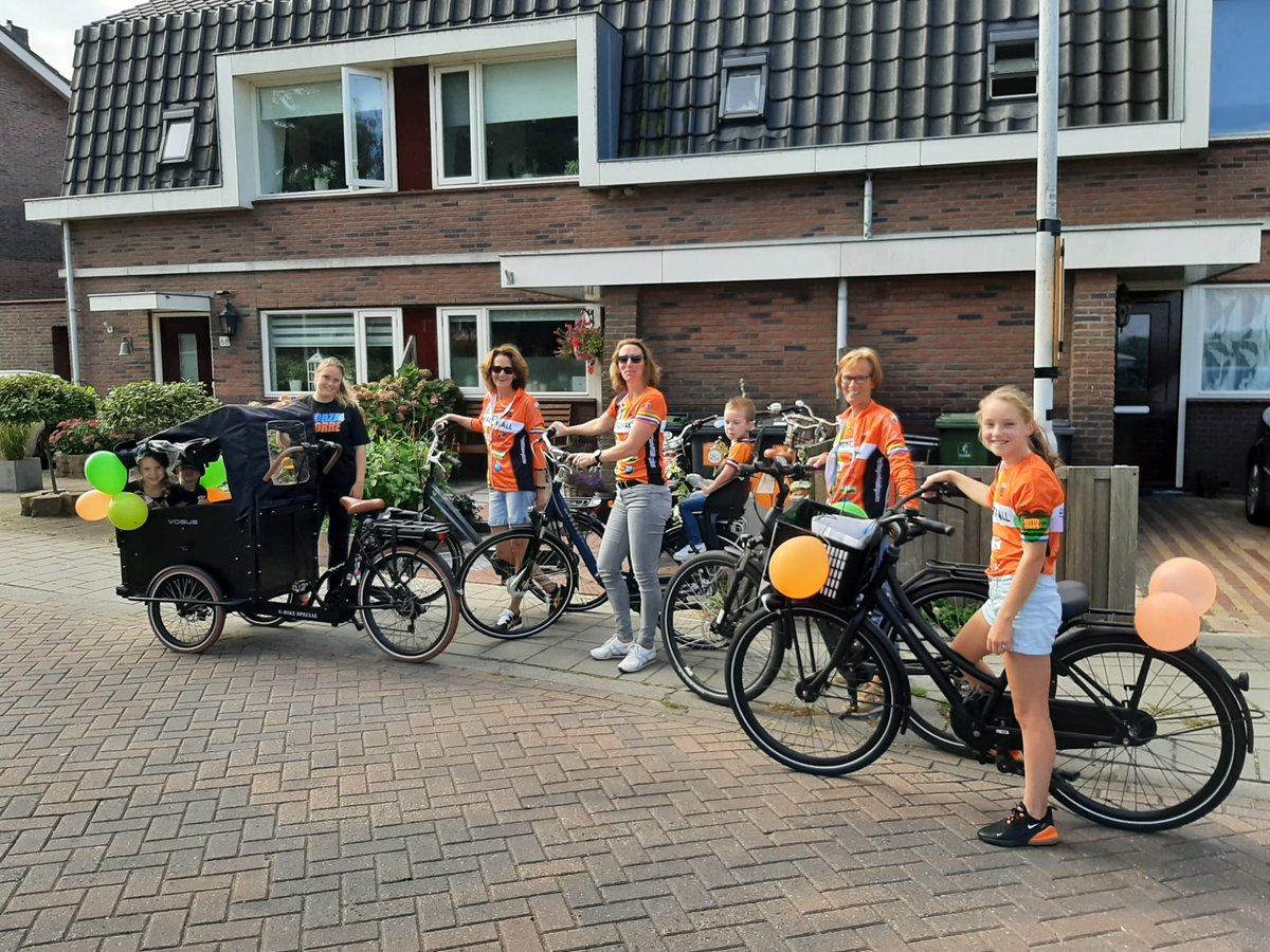 Forza4Torre's tweet photo. Mito estafette van Torre naar Sterre!
Forza4Torre haalt €2643,26 op voor @energy4all_nl 

@deuitgeester @uitgeestonline https://t.co/3rV1A7N1D4