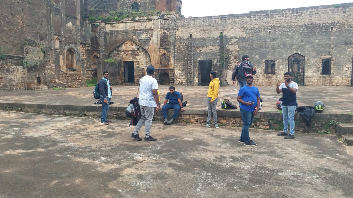 happy_hyderabad's tweet photo. #HappyHyderabad #MotorRide 🏍🏍🏍 to #Bidar @sbmbidar #BidarFort #BidarGurudwara Guru Nanak Jhira Sahib 

Exploring the nature on #Motorbikes 🏞🏍🏍🏍 @HiHyderabad @bidarupdates

#Explore #MotorCityPride
#NaturePhotography #nature #greenSpace #BikeRide #biketrip https://t.co/R7t7cOm3dW