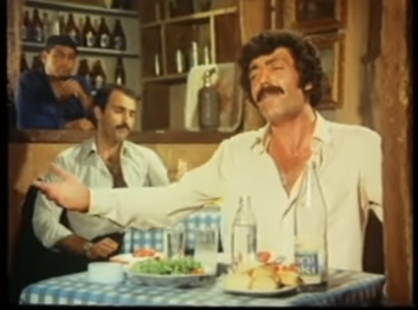 rkosar's tweet photo. @elcinarabaci @oguzhan_duru O zaman bu da benden olsun: İtirazım Var (1981). Baba hem içip hem söylüyor. https://t.co/ylLRQ3NRQr