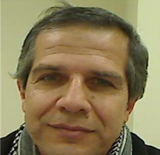 okhtaaapooos's tweet image. مسعود پویان مهرکاسه چی با نام مستعار مسعود مصدور برادرانش هادی و حسین نیز عضو سازمان هستند.وی فرمانده دسته و گروه بوده و پس از چندی فرمانده یگان شد.
درستاداطلاعات نیز فعالیت داشته از سال82 به قسمت پذیرش منتقل و درانجا به‌عنوان فرمانده یگان پشتیبانی کار می‌کرد. 
#سازمان_مجاهدین