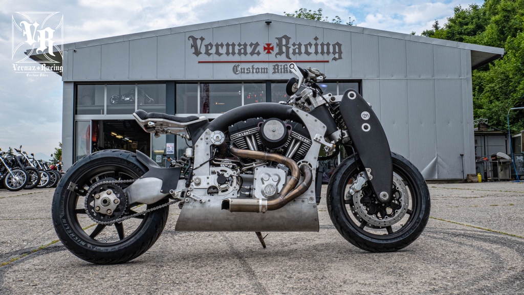 VernazSa's tweet photo. Bonne semaine les amis 🤘🏼
__________________________________________
#vernazracing #garage #harleydavidson #davidson #custom #custombike #switzerland #bike #harleybike #biker #bikeswithoutlimits #bikeporn #baggernation #motorcycle #motorbike https://t.co/ozFqvfbKjo