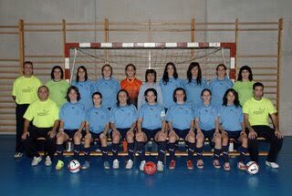 <a href="/VpSotodelReal/">CDVP Soto del Real FS</a> <a href="/aytosotodelreal/">Soto del Real</a> @FEMAFUSA <a href="/ACFSFfutsal/">ACFSFfutsal</a> <a href="/infozonafutsal/">ZonaFutsal</a> <a href="/futsaldemadrid/">Futsal de Madrid</a> <a href="/ondaceromn/">OndaCero MadridNorte</a> Que triste, allí vivimos momentos geniales con amigas para siempre. Mucho ánimo ❤️