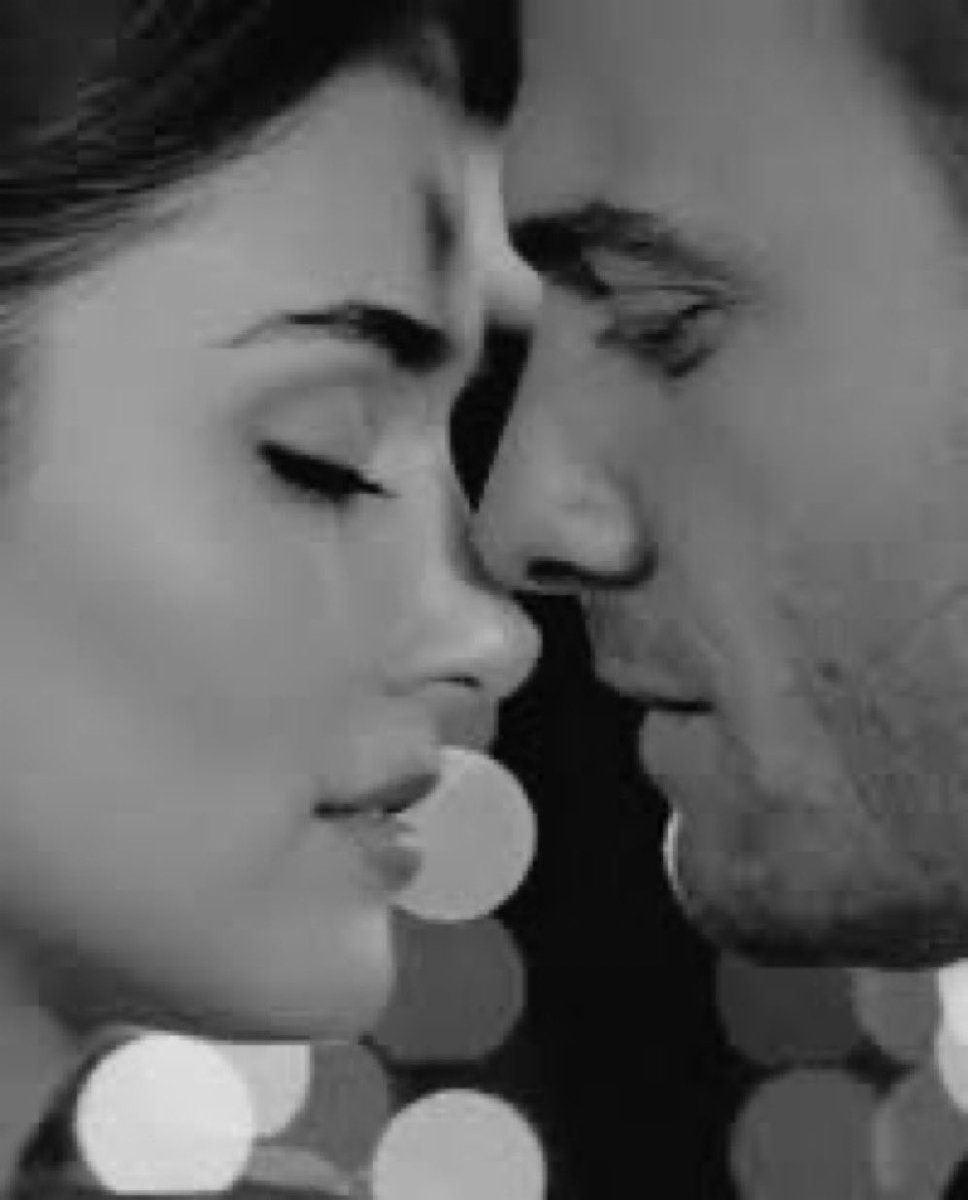 #سناب 

الحب الصادق، 
هو الذي يوصِل أحياناً
الى البكاء..... 
. 
. 
#يا_سرّ_قلبي
                           🧚‍♀️🤍