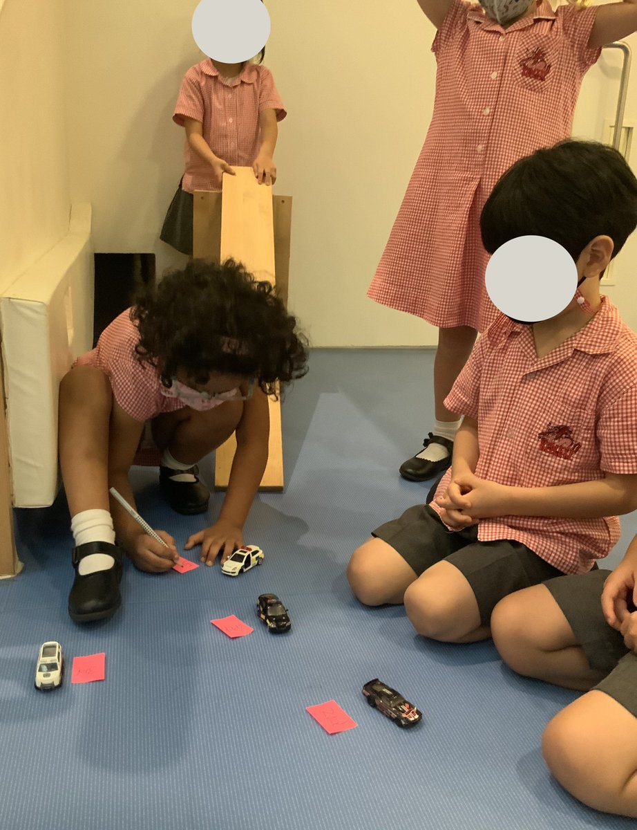 teachoutsideth1's tweet photo. A day at the races in Y1. Car races that is. Great way to introduce ordinal numbers 🏎 https://t.co/rohbhOPcYU