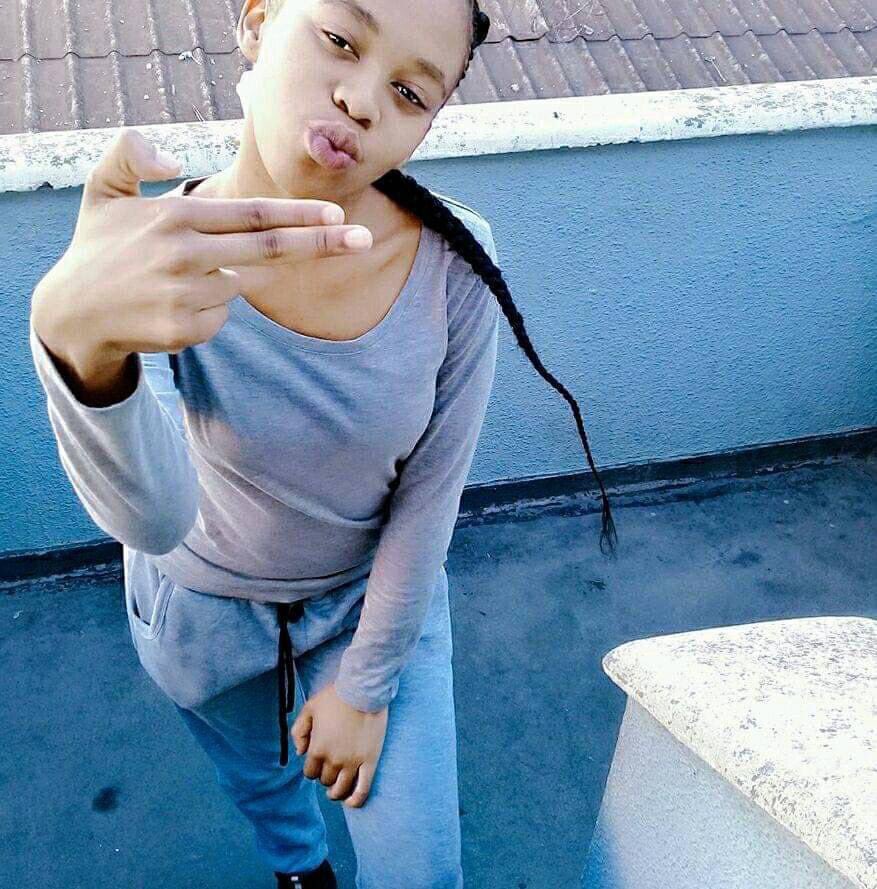miss_andisa's tweet image. This is Asiphe Mdodana. Ngumntwana wasekhaya. She went missing for a few hours on Friday. My uncle went looking for her and eventually discovered her body locked inside a back room eMatwebu in Bizana. She’d been raped and her body had stab wounds. She was only 23 years old.