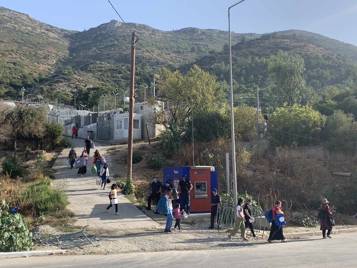 #SAMOS: The transfer of around 200 people from #Vathy camp to the new prison like centre in #Zervou has just started.