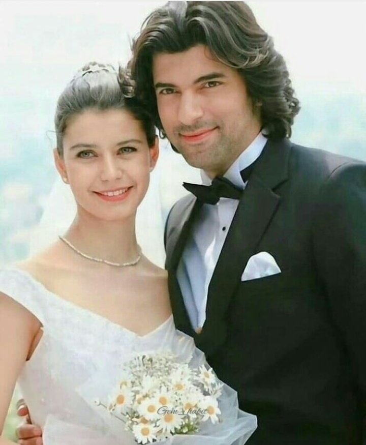 Sumaira84165841's tweet photo. Most beautiful love couple ever #BerenGin #FatiMe ☝️🥰🤗❤️ @berensaat @Artistanbul1 https://t.co/qVKKM5dOUH