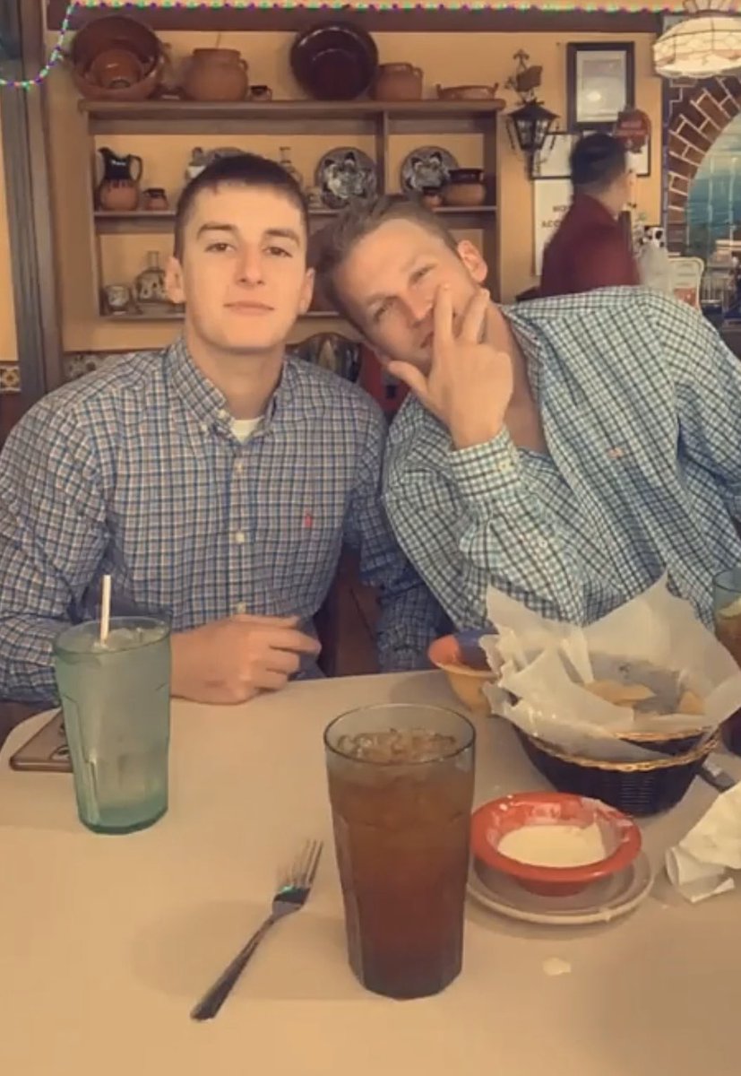 AllDayAndrew_10's tweet photo. I miss my brother❤️@HuntDawg11 https://t.co/RTpZKx7aNJ