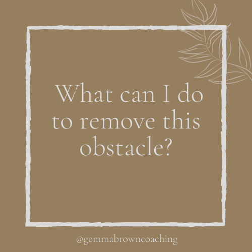 gemmahbrown's tweet photo. Hello Monday - Monday's can be daunting. Before jumping in feet first, take a pause. Ask yourself these questions.... #yourneedsmatter #wellbeing #mindful https://t.co/TN2zY0D45c