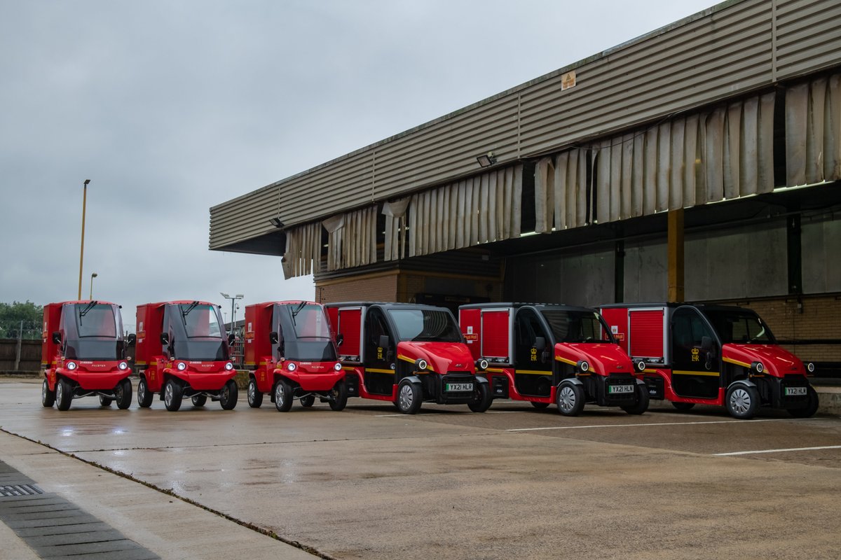 RoyalMail's tweet image. Micro in size, big on delivery!

Delivering small parcels, letters, and zero CO2 emissions, twelve fully electric ‘micro’ vehicles join our fleet on a six-month trial as we continue to further reduce our emissions and deliver a cleaner future.