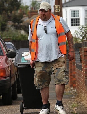 westtrybe's tweet photo. In 2002, a 19-year-old British garbage man won 10 million pounds (approx $15 million) on the lottery. He spent it all on drugs, gambling and prostitutes and 8 years later was back working as a garbage man again. https://t.co/EmXYk60slc
