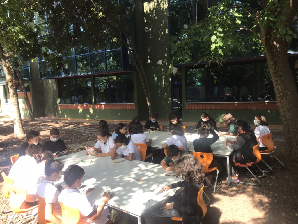 Kitapsız büyüyen çocuk, susuz büyüyen ağaca benzer 📚Doğa’mızda okumak var 👏🏻 <a href="/cigdemmolla/">Dr. Çiğdem Mollaibrahimoğlu</a> <a href="/Serkan_Celik52/">Serkan Çelik🇹🇷</a> <a href="/selami_demirhan/">Selami Demirhan</a> #doğadakitapokumasaati