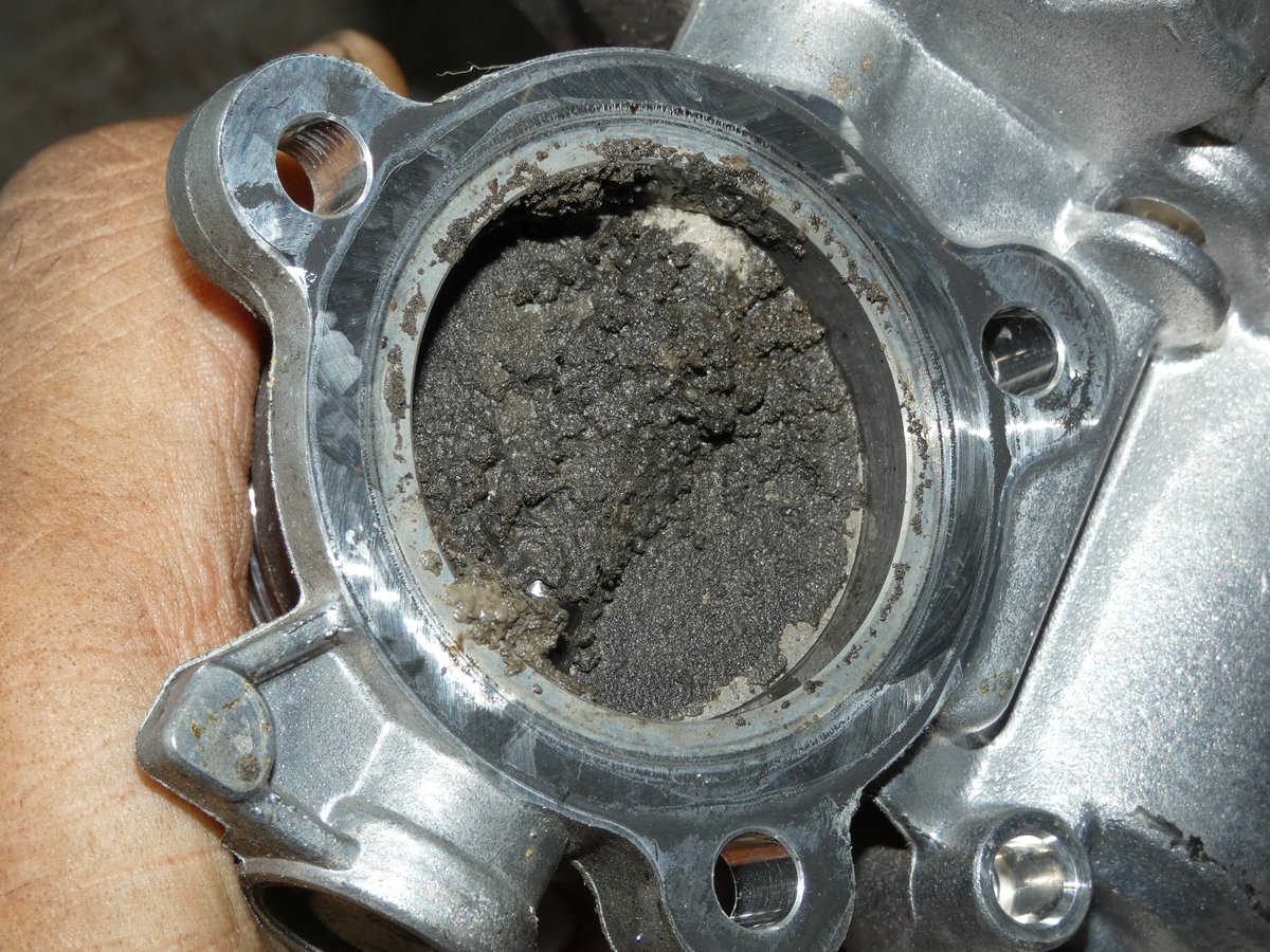 JLMlubricants's tweet photo. Thank you Jay's Autoservice Almere, The Netherlands for sharing the following case about diagnose & fixing 2 #Audi's with problems on the #diesel #particulate #filter #DPF & #AdBlue system #automotive #aftermarket #engine #particulatefilter #diesel #roetfilter #cleaner #cleaning https://t.co/2nL89MBoSy