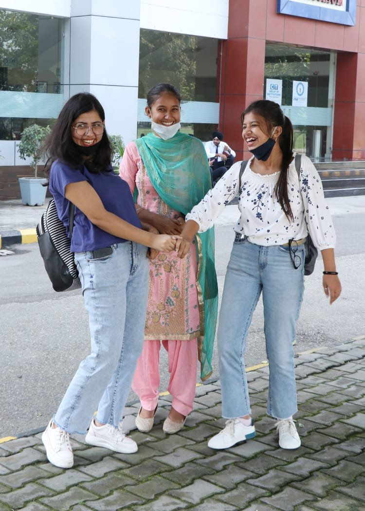 CTGroupshahpur's tweet photo. Life at CT Group of Institutions, North Campus, Maqsudan and South Campus, Shahpur is back once again as its students have returned with big smiles and a zeal to learn! #offlineclasses #lifeatCT #CTG https://t.co/wDcLX0Vi06
