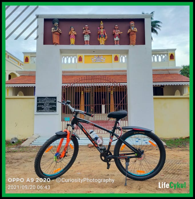 Shanmugasundarz's tweet photo. Can there be a #Mahindra #CycleAnywhere, @TechMJosh?
cycling raises 1's metabolic rate, n keep weight off.
moderate pedaling burns 500 calories/hr, which is more than walking or swimming.
a 20m #ride2work could use Eq C as a @cappuccino,a #chocolate or 175ml @wine
two/i ✅☸️ https://t.co/TiYOAIdoBW