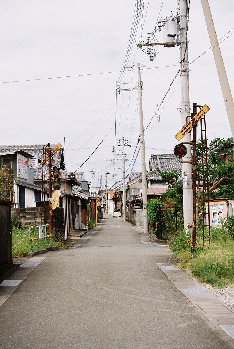 SuperColorExp's tweet photo. 奥行きのある写真が撮れる縦位置がやっぱり好き
#Nikon #F70D #紀州鉄道 #廃線 https://t.co/1UKW7ioQmZ