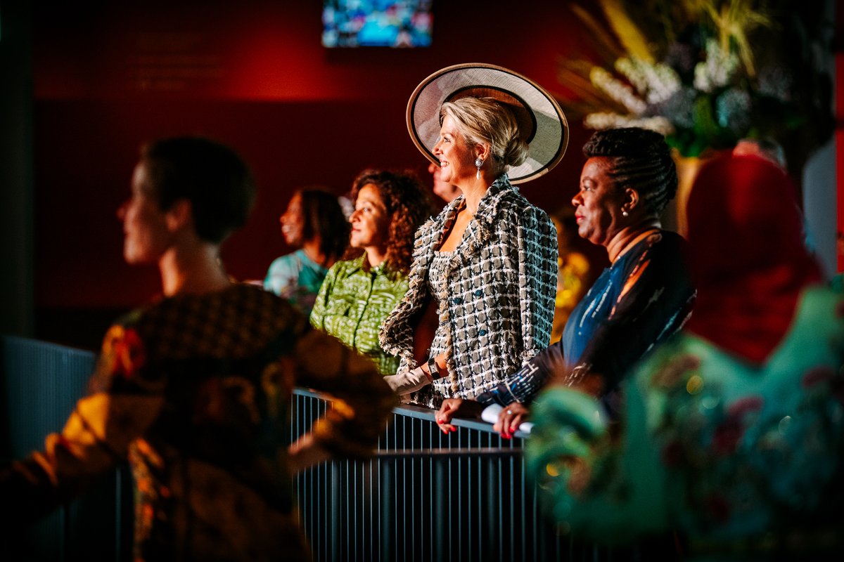 Theater Zuidplein in Hart van Zuid Rotterdam is voor de tweede keer één maand bekroond met een award! Dit keer met de BNA Beste Gebouw 2021 in de categorie Leefbaarheid &amp; Sociale Cohesie. Van harte gefeliciteerd aan alle betrokkenen!
Lees verder: development.ballast-nedam.nl/nieuws/2021/th…