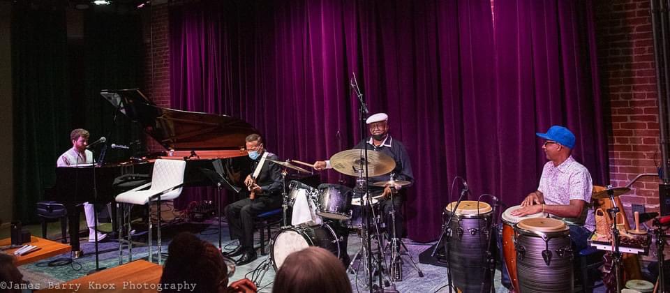 pianojoewarner's tweet photo. Great show last night for Give The Drummer Some Week 3 at @CJCberk with @TheDynamicMiss #FayeCarol @BernardPurdie1 #RusteeAllen & #JesusDiaz. Join us this Saturday 8pm for the big series finale featuring drummer #DarrellGreen. Photography by @in2jazz https://t.co/TMALCw5UB6