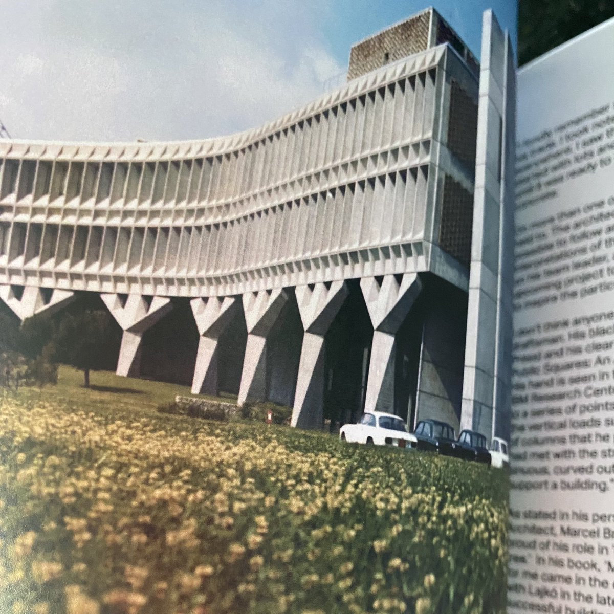 THREAD: Thank you @modernistmag for publishing my photobook of Marcel Breuer’s IBM La Gaude - £7
the-modernist.org/products/ibm-r…

'I know most people think the Whitney is my most successful building, but my personal favourite is La Gaude' - #MarcelBreuer

#BrutalMonday 📸 @LeighVBird