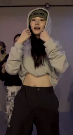 노제 옷장 tweet media