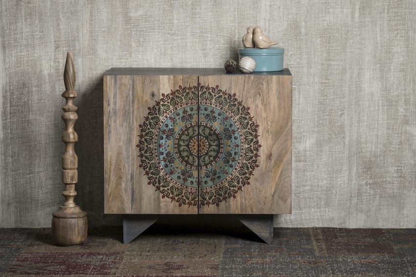 NilaPDesigns's tweet photo. Sideboard Collection
Nila Parmar Designs presents a curated collection of art inspired and colourfully crafted sideboards. 
#sideboard #interiordesign #furniture #homedecor  #interiors #mangowood #livingroom #furnituredesign #londonislovinit 
https://t.co/TZF3sAN5pU https://t.co/sWd7Fk7K8z