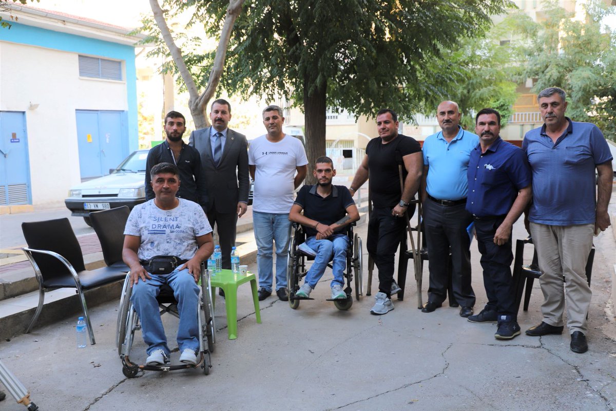Karakoprubel's tweet photo. BAŞKAN BAYDİLLİ’DEN ENGELSİZ SPORCULARA ZİYARET 

Karaköprü Belediye Başkanı Metin Baydilli, Şanlıurfa Göbeklitepe Engelliler Spor Kulübünü ziyaret etti

@MetinBaydilli 

https://t.co/LTtUb4Faj9 https://t.co/vZRjSHftHu