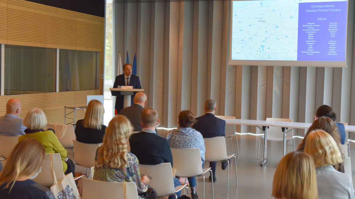 La France en Pologne 🇫🇷🇪🇺 tweet media