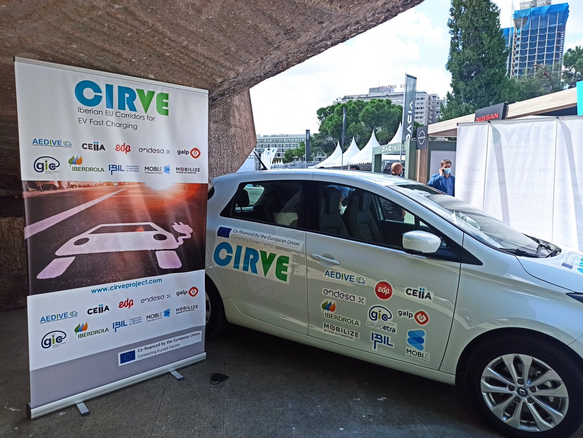 Feria_VEM's tweet photo. #GRACIAS a todos vosotros la Feria #VEM2021 ha sido un rotundo éxito 🥳

✅Más de 20.000 personas han podido comprobar de 1ª mano que una #movilidad 100% eléctrica es posible.

¿Qué es lo que más os ha gustado de esta edición? ¿Y lo que menos? Cuéntanoslo para seguir mejorando! https://t.co/SXoIgiNDpB