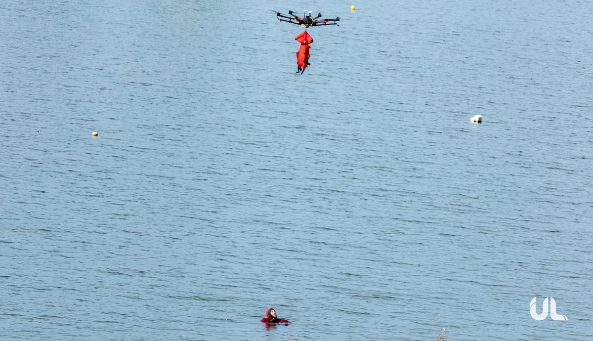 unmanned_life's tweet photo. Hustle and Bustle!🙌After months of hard work, we can finally sit back and enjoy the success of our Autonomous Search and Rescue demonstration in the City of Vienna. 👉Read more here: https://t.co/mLuFFmK1xM @magentatelekom @austro_control @Stadt_Wien #EmergencyResponse https://t.co/yDgdrprooE