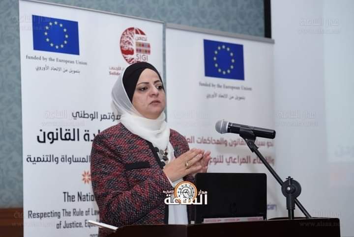 دولة بشر الخصاونة يقرر تعيين فداء الحمود "الخصاونة" رئيساً لهيئة الاستثمار بالوكالة علماً انها تحمل مؤهلات قانونية!
#الأردن