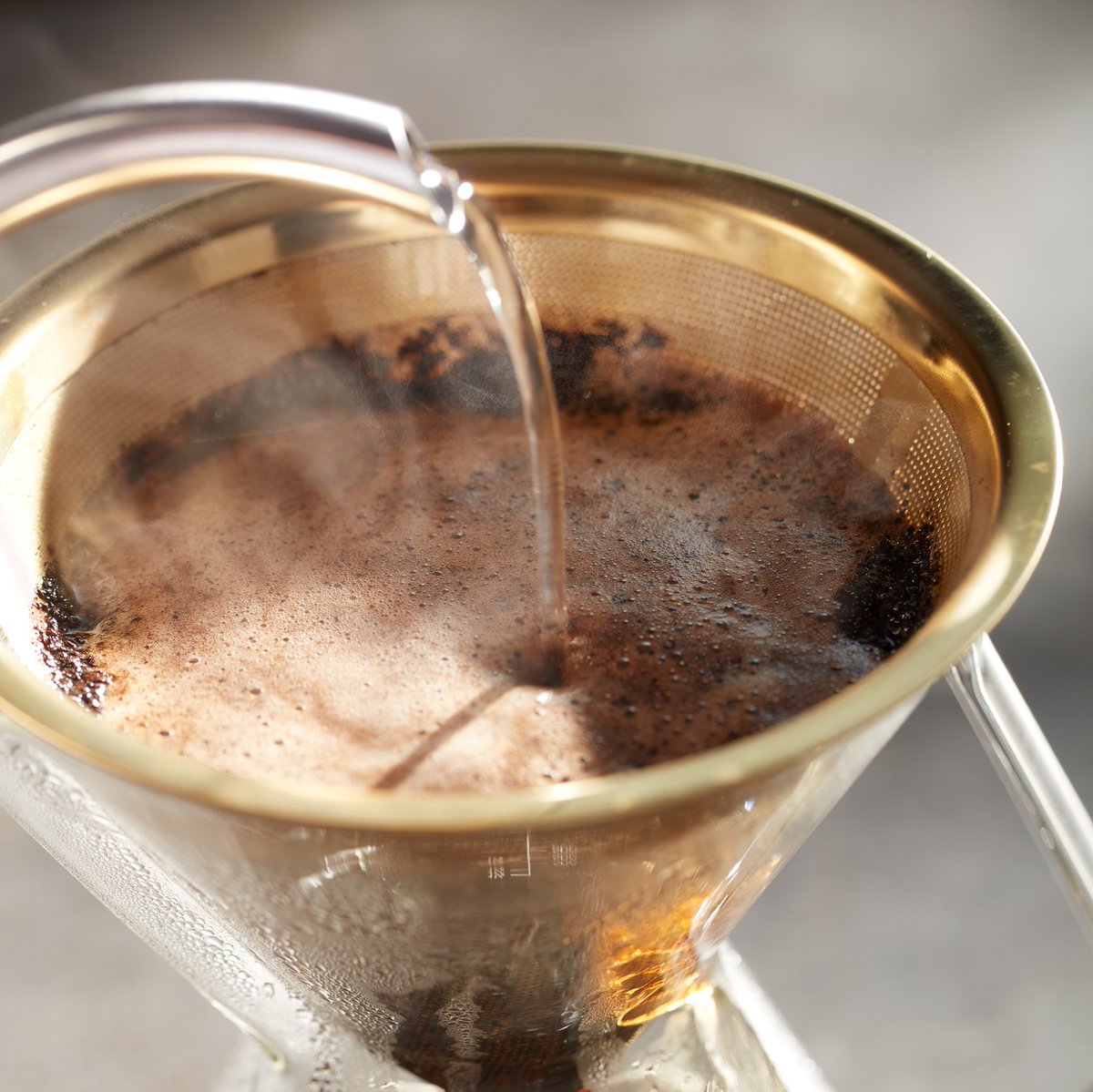 Brewing up some coffee motivation this morning. Taste the bold and smooth flavor of #1850Coffee. spr.ly/6010y0pf0