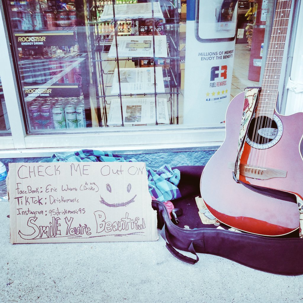 driskomusic's tweet photo. Smile your beautiful!!! You can find me playing at mobil today https://t.co/UsszvUq4FG