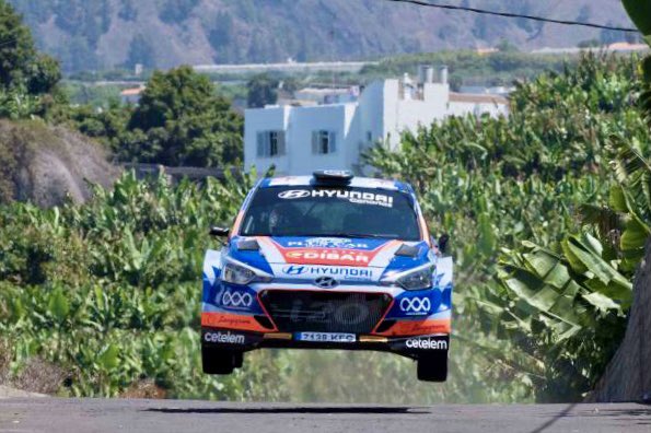 Todo mi apoyo y cariño para nuestros amigos de La Palma 🇮🇨, que están pasando momentos muy angustiosos. Ánimo compañeros, toda España 🇪🇸 está con vosotros. #Forza #Todopasará