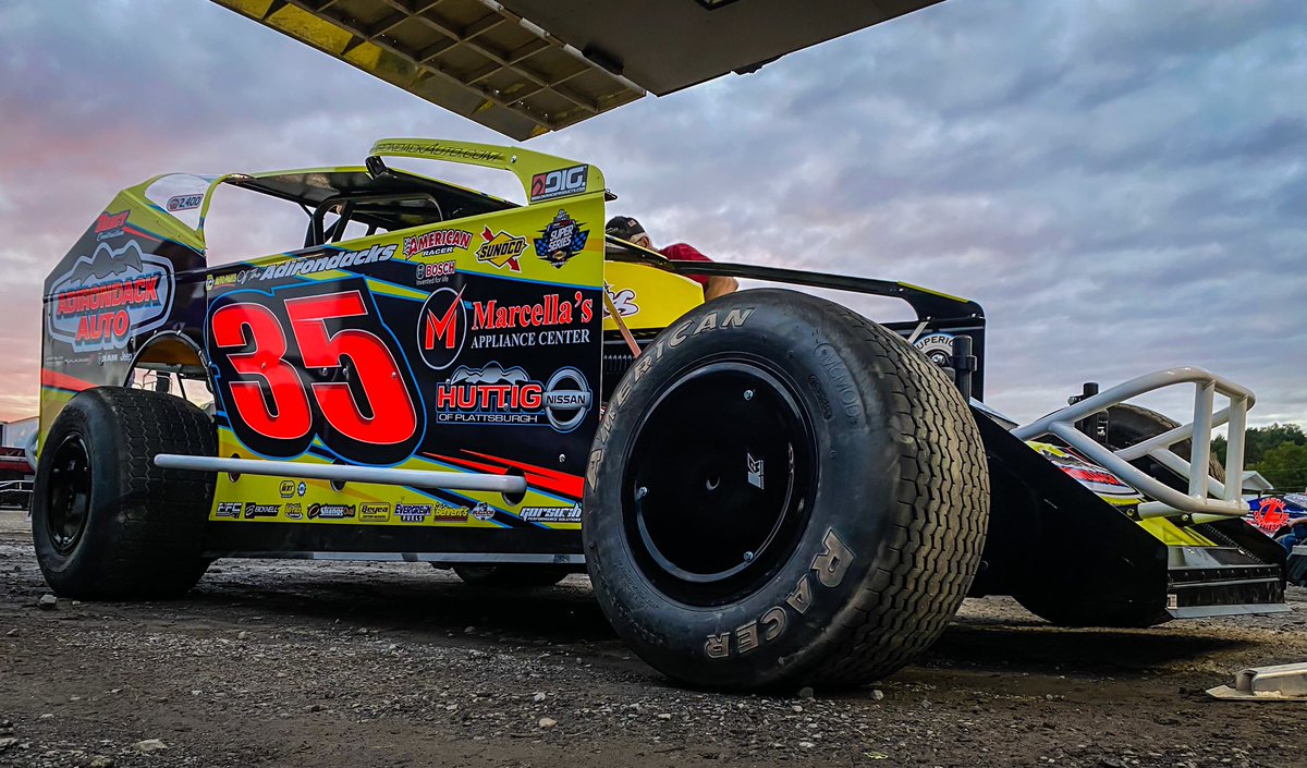 MarcellasApplia's tweet photo. We are loving the new car @mikemahaney_!🔥 Congrats on the 3rd place finish at @thefondaspdwy 🙌🏁#shorttracksuperseries #fonda200 https://t.co/zq421ScAlI