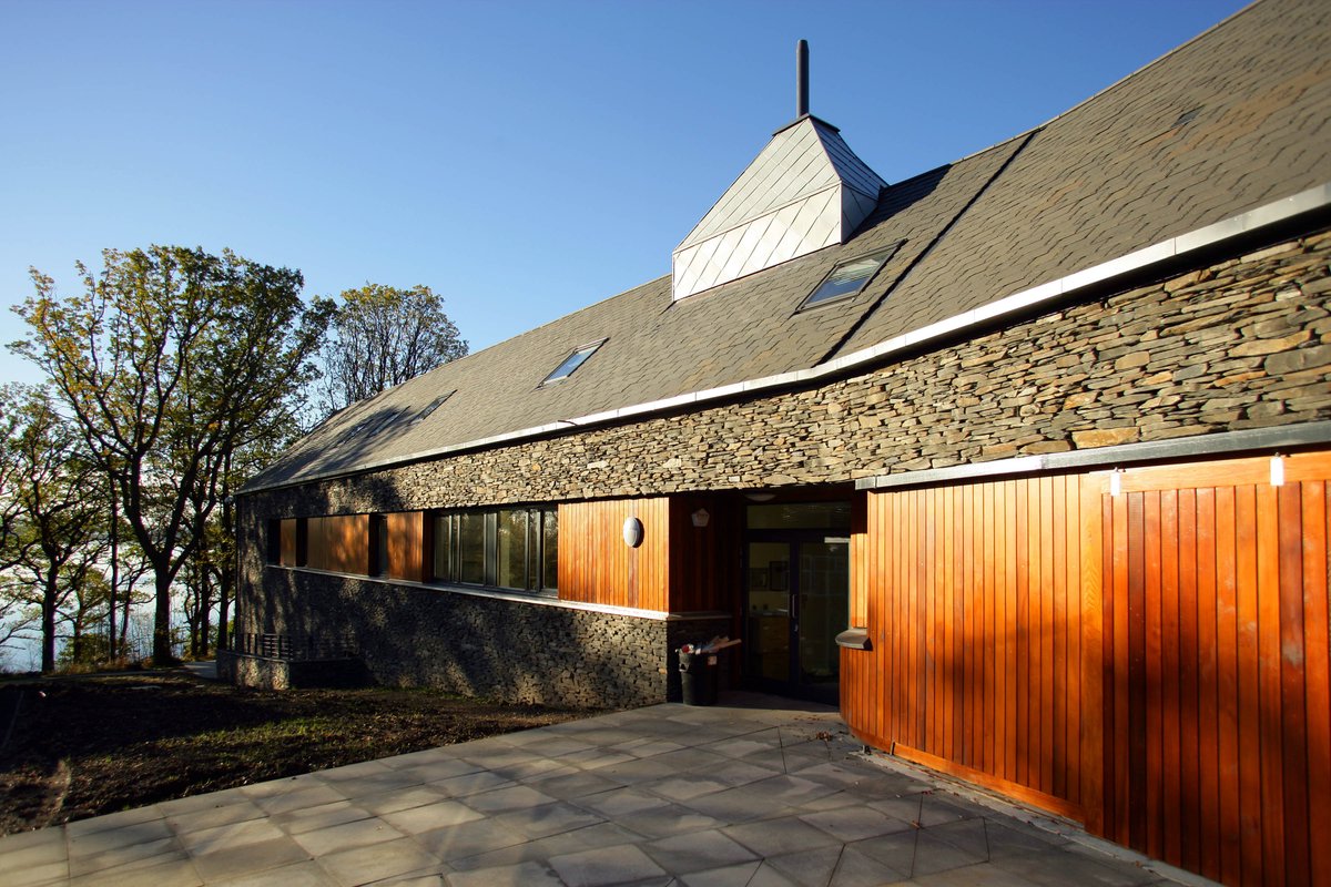 Are you looking for a scientifically challenging job working with field ecologists in some of the most beautiful habitats Scotland has to offer? We need a field technician my.corehr.com/pls/uogrecruit… <a href="/GlasgowUniFish/">Glasgow Fish Biology</a> @IBAHCM