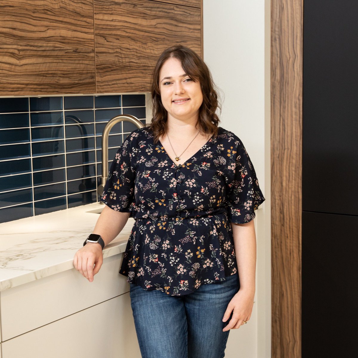 Is a kitchen renovation on your fall checklist? ✔️🍂 By focusing on quality cabinetry and functional design, our London designer, Angeline, can help you create a space you love living in. ✨ #ForLivingForLife