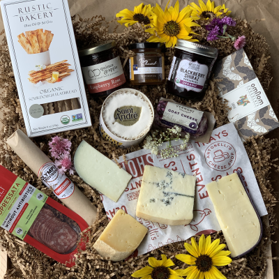 AntonelliShop's tweet photo. THE ULTIMATE CHEESE PAIRING EXPERIENCE

Cleanse your palate with crackers and cap it all off with chocolate for dessert.

https://t.co/14TBVx1dYh https://t.co/PYpnNvsCgm
