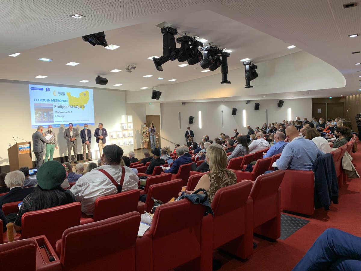 elodiett's tweet photo. 🥇Cérémonie des Mercures d’Or 2021 : Maroquinerie Mademoiselle C Dieppe, Philippe Berquer récompensé 🥇
@CCIRouenM CCI Rouen Métropole https://t.co/FKHBWxSu8w