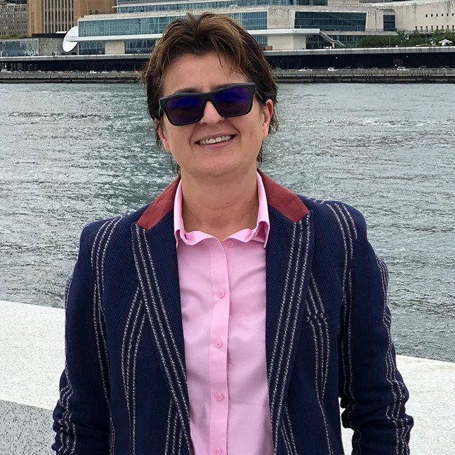 HofNorthwell Kidney (@hofstrakidney) on Twitter photo #WomenInMedicine Highlight from the Division: Dr. Vanesa Bijol <a href="/VBijol/">Vanesa Bijol</a> - Full Prof of Pathology, Director of Renal Pathology, <a href="/ISNkidneycare/">Int Society of Nephrology</a> CNC course director, <a href="/GlomCon/">GlomCon</a> educator- first to describe biopsies of COVID19 related AKI <a href="/HofNorthwellDOM/">Northwell Department of Medicine</a> in 2020 jasn.asnjournals.org/content/31/9/1… #WomenInMedicine Highlight from the Division: Dr. Vanesa Bijol <a href="/VBijol/">Vanesa Bijol</a> - Full Prof of Pathology, Director of Renal Pathology, <a href="/ISNkidneycare/">Int Society of Nephrology</a> CNC course director, <a href="/GlomCon/">GlomCon</a> educator- first to describe biopsies of COVID19 related AKI <a href="/HofNorthwellDOM/">Northwell Department of Medicine</a> in 2020 jasn.asnjournals.org/content/31/9/1…