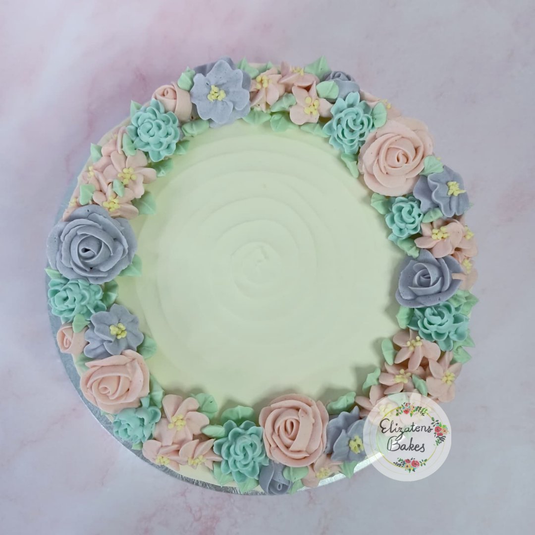 Pastel Floral Wreath 
#floralcake #cakedecorating #BirthdayCake