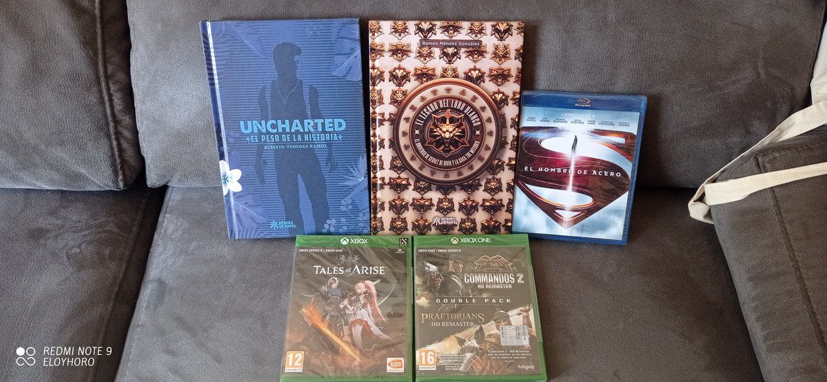 Horo221's tweet photo. Aunque mi cumpleaños es el día 28 de este mes, ya me han dado mis primeros regalos 😅😅
#TalesofArise
#TheWitcher
#SUPERMAN
#Commandos2HD
#Uncharted
#Xbox
#PlayStation https://t.co/wqIaA1RIc0