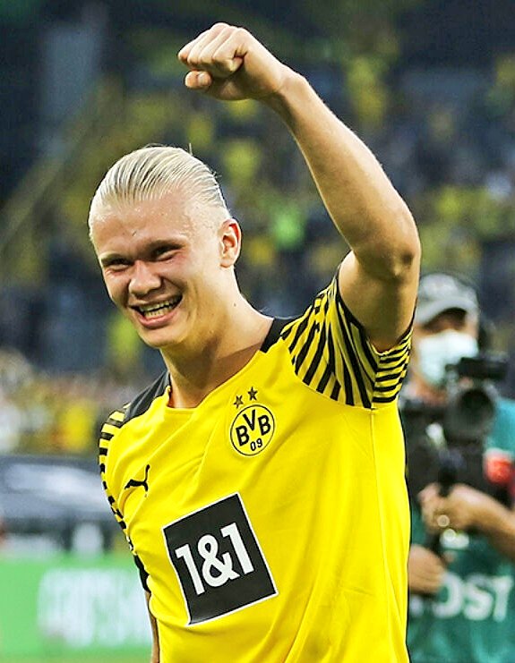 💥MERCADO DE INVIERNO💥

👉Solo puedes fichar uno, a quien?

❤️Halland
🔄Messi