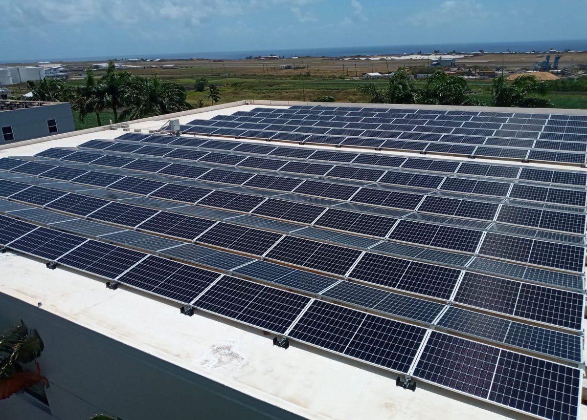 We recently installed solar panels on our manufacturing facility in #Barbados. This system enables us to manufacture IOL's using clean solar electricity, helping us to combat greenhouse gas emissions and reduce our collective dependence on fossil fuels.

#GoGreenWithLenstec