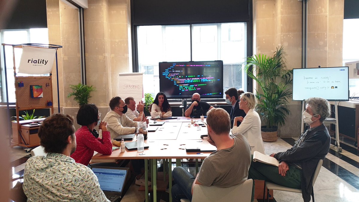 rialitylab's tweet photo. Premier événement de la semaine, pour bien commencer. Point hebdomadaire de la team #transformationdigital de la #cciamp au riality IA Lab, dans la joie et dans la bonne humeur 🔥🔥💪
#standupmeeting #réunion #transformationnumérique #workplace #workculture #workoutmotivation https://t.co/3TmMRQoppQ